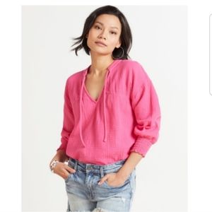 Evereve Eleanor Smocked Gauze Top bright pink size M.